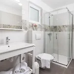 Awesome Home In Kraljevica With Wifi