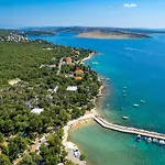 Holiday home Awesome Home In Kraljevica With Wifi