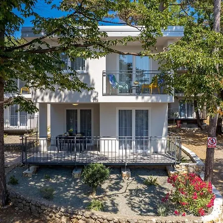Awesome Home In Kraljevica With Wifi * Kraljevica
